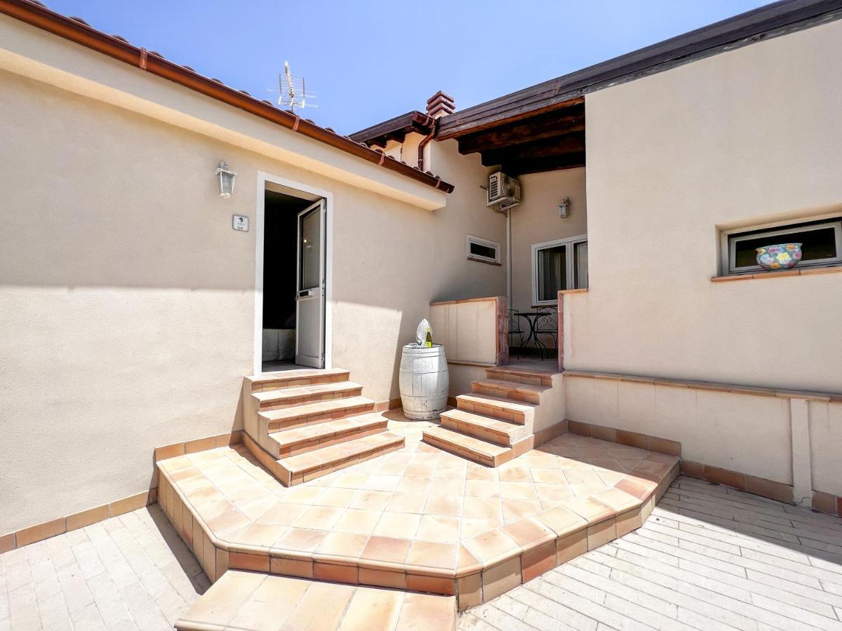 Bed & Breakfast La Corte Di Afea